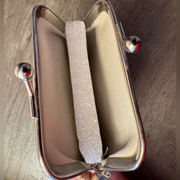 Cork Material Fish Pattern Kiss Lock Coin Purse - Picture 4 of 5